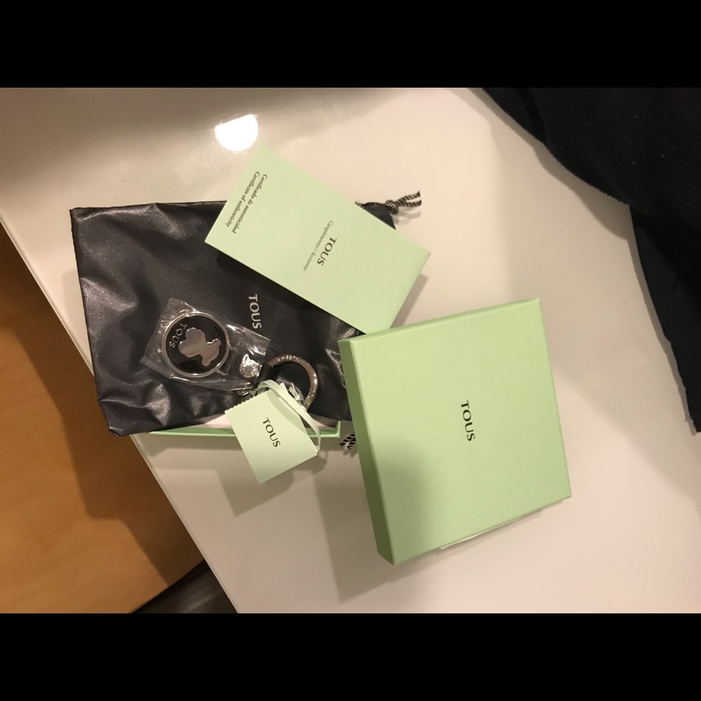 Tous Bear Keychain - Picture 2 of 5
